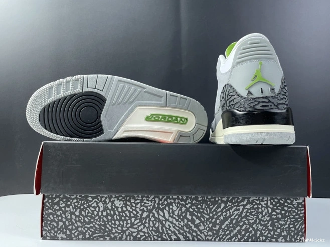 Retro Air 136064-006 3 Chlorophyll Jordan 0710